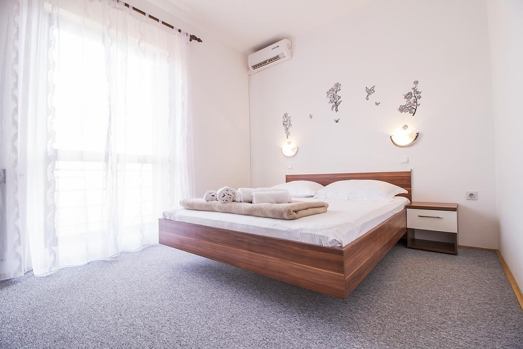 Pansion Maria Bed and Breakfast Zadar Buitenkant foto