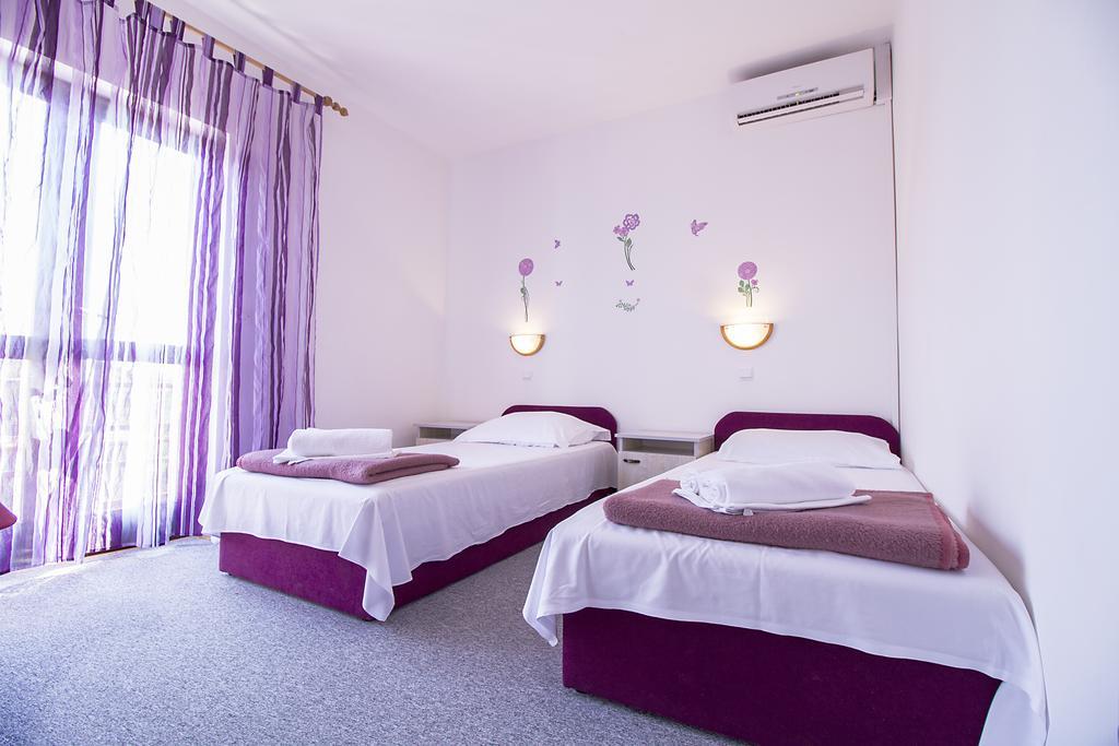 Pansion Maria Bed and Breakfast Zadar Buitenkant foto