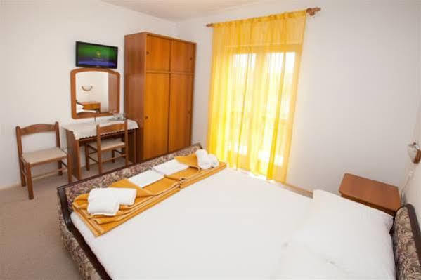 Pansion Maria Bed and Breakfast Zadar Buitenkant foto