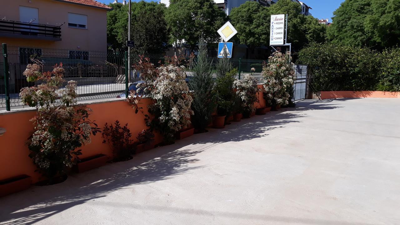 Pansion Maria Bed and Breakfast Zadar Buitenkant foto